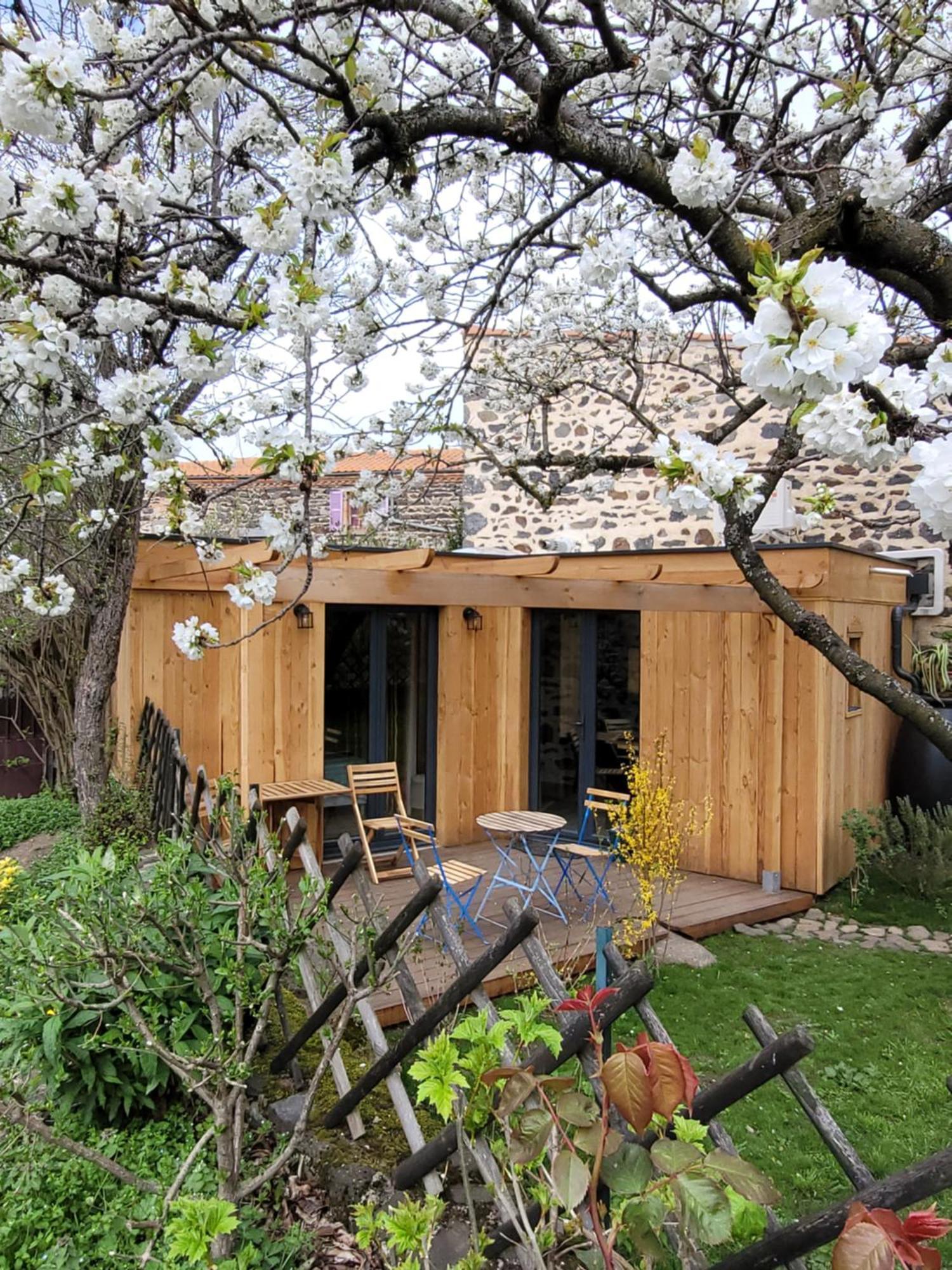 La Maisonnette Sous Le Cerisier Bergonne 외부 사진